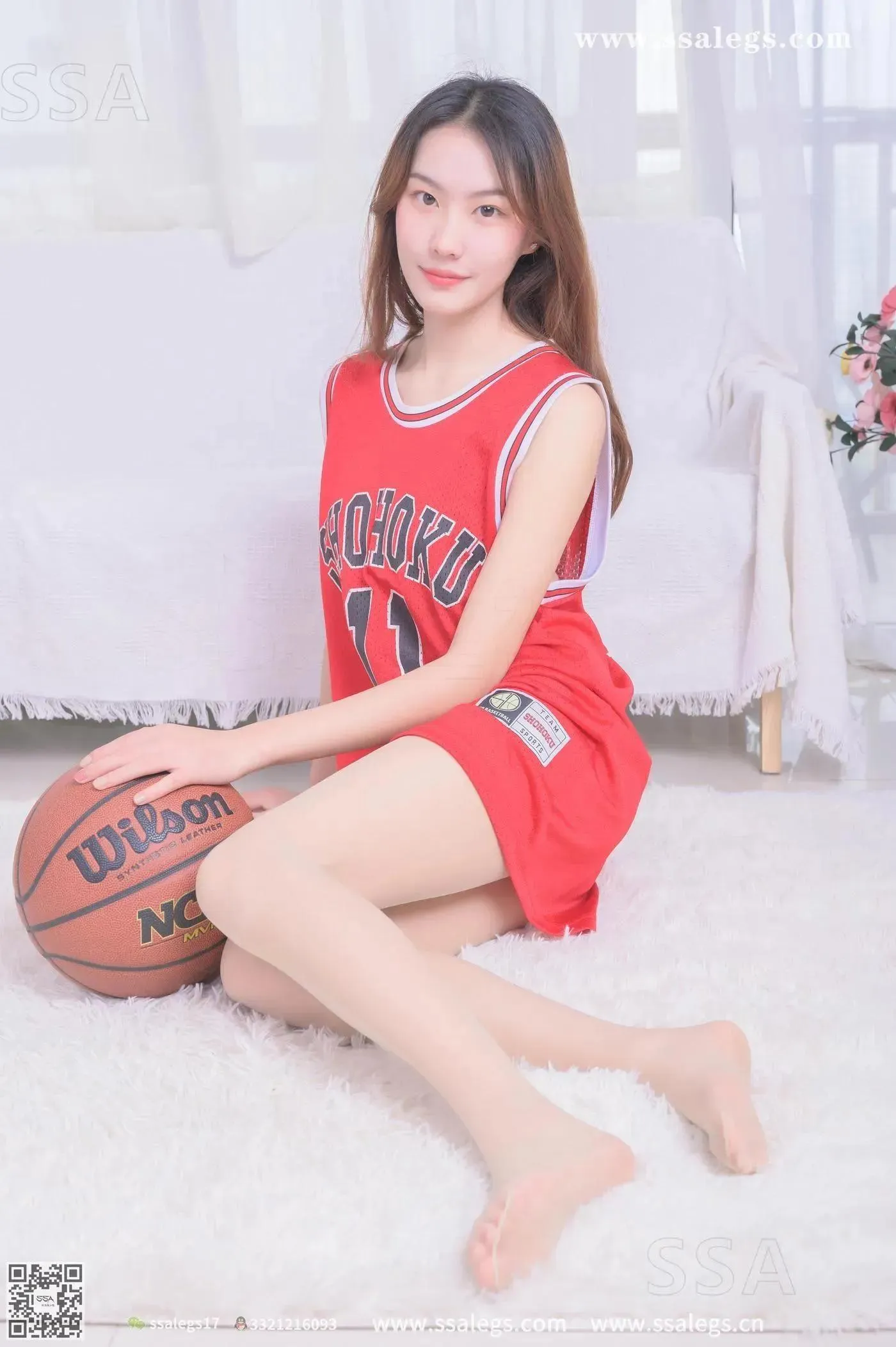[SSA丝社]超清写真 NO.325 素素小姐姐放假在家穿丝袜陪你玩篮球(下) [79P]插图2